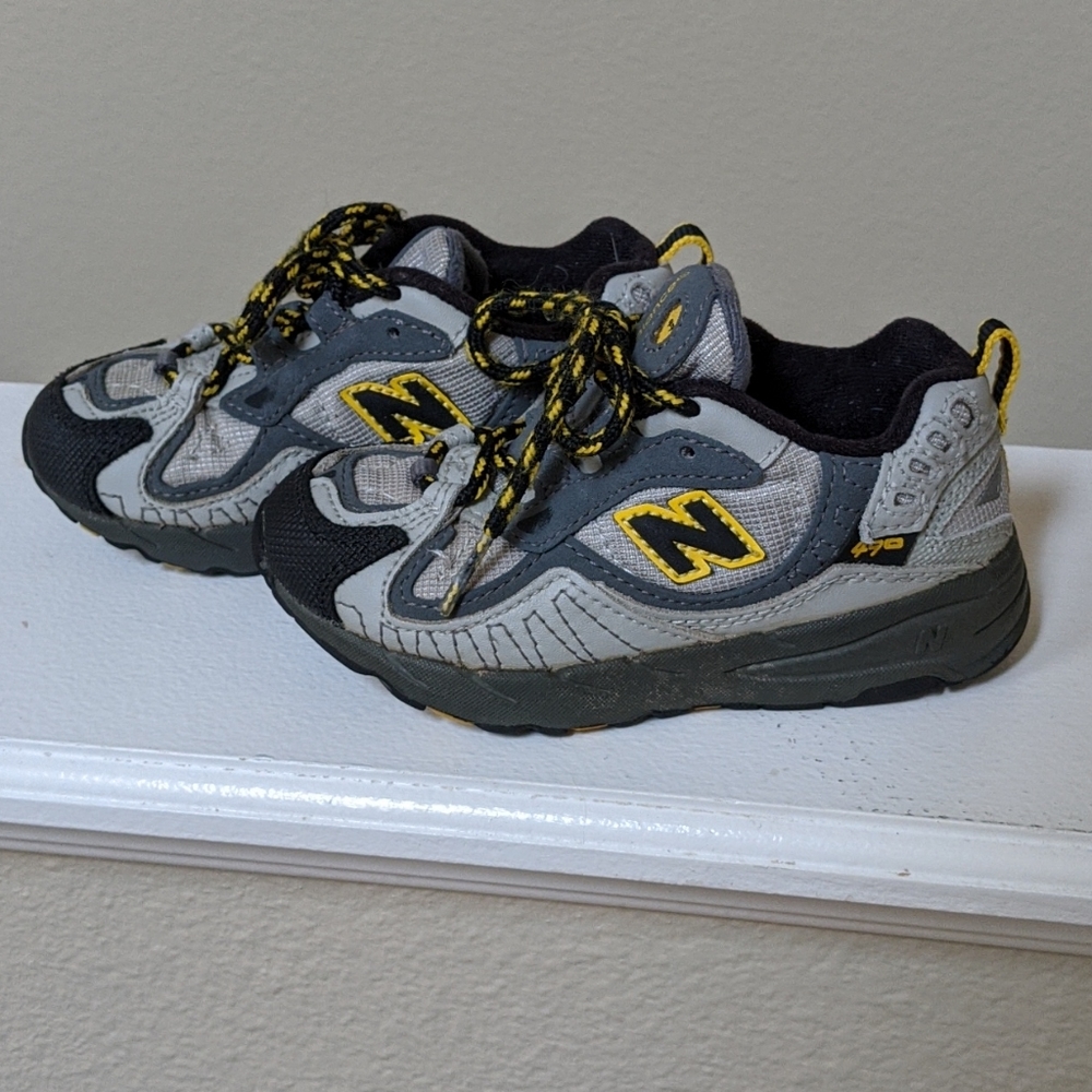 New Balance 490 Toddler Shoes